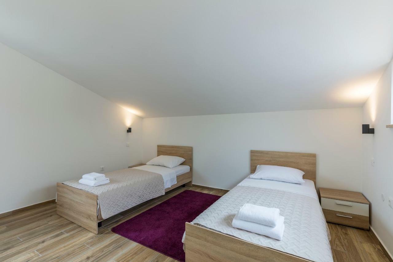 Apartmani Suzi Πούλα Εξωτερικό φωτογραφία