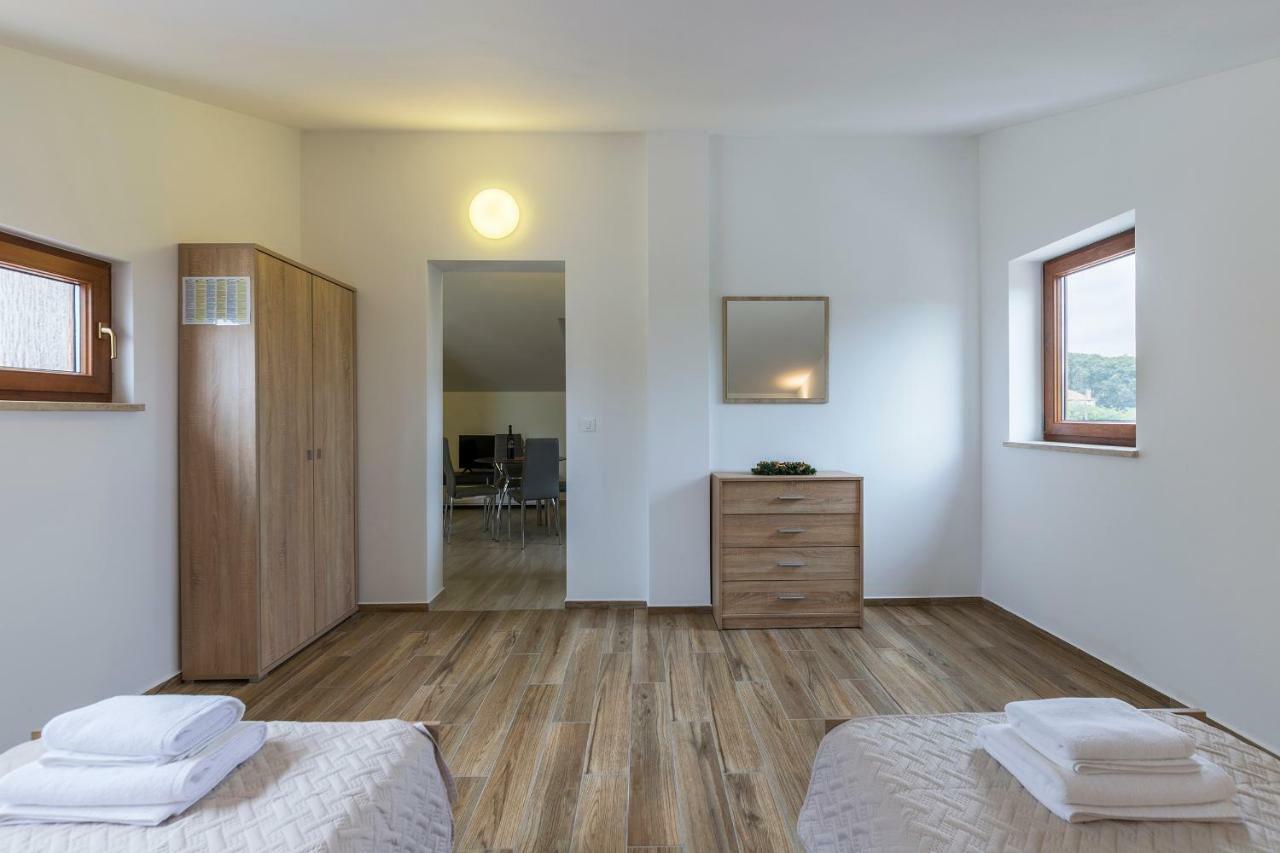 Apartmani Suzi Πούλα Εξωτερικό φωτογραφία